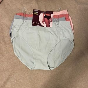 Comfy underwear. 4 pack stretchy/elastic underwear.Brand new, never worn